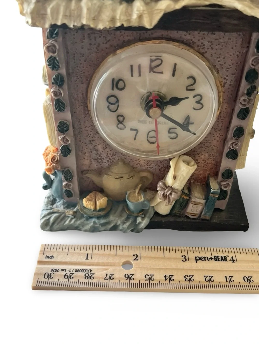 Cozy Bookish Theme Resin Clock